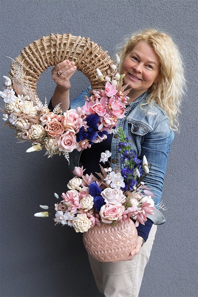 OD RĘKI Sevilla, asymetryczny wianek dekoracyjny, rozp.46cm