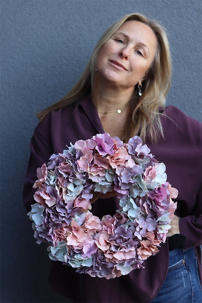 OD RĘKI Hydrangea Romance, jesienny wianek z hortensjami, śr.35cm